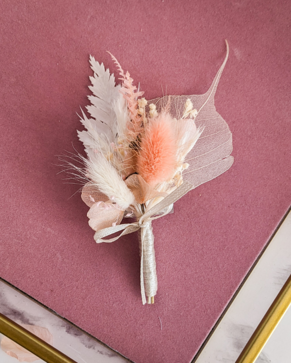 boutonnière fleurs séchées